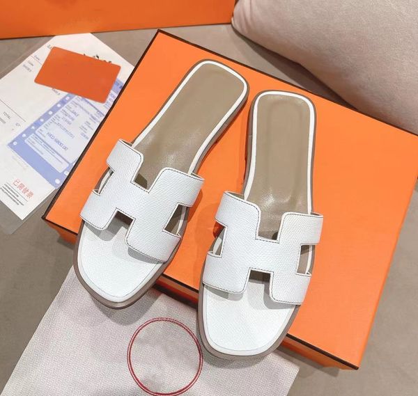 

2023 paris embroidered dazzle designer slippers womens sandals summer beach stripes casual flat slippers sliders women ladies flip flops emb, Black