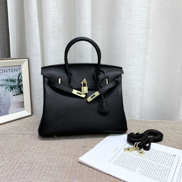 

ladies bags 47%off new fashion layer leather women's portable large capacity single shoulder messenger bag design handbags for women