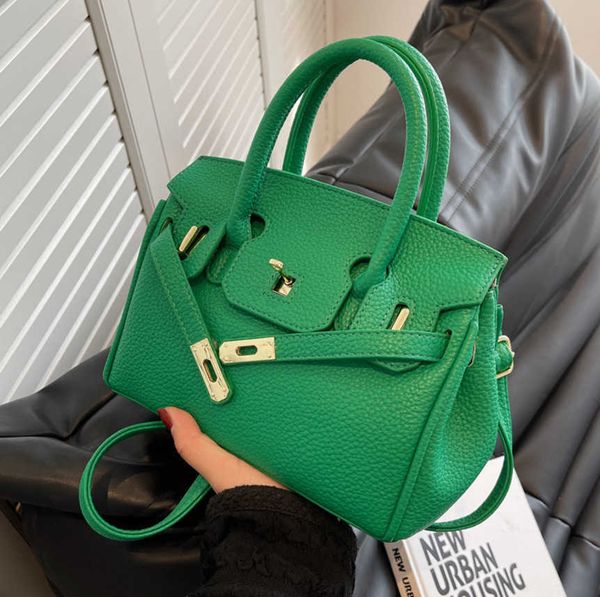 

fashion design women shoulder bags textured women's red messenger portable bag ladies bag 56%off discount female handbags purse