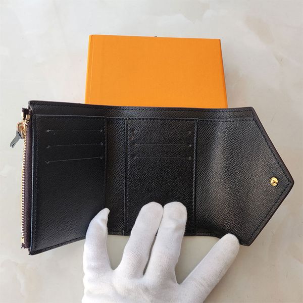 

new designer button women short wallets female fashion zero purse european style lady casual clutchs short wallet card with boxs 2023, Red;black