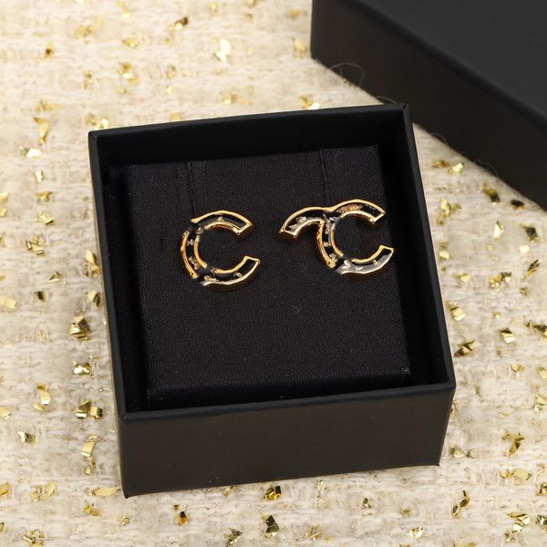 

2023 luxury charm square shape stud earring with black color design have box stamp ps3187, Golden