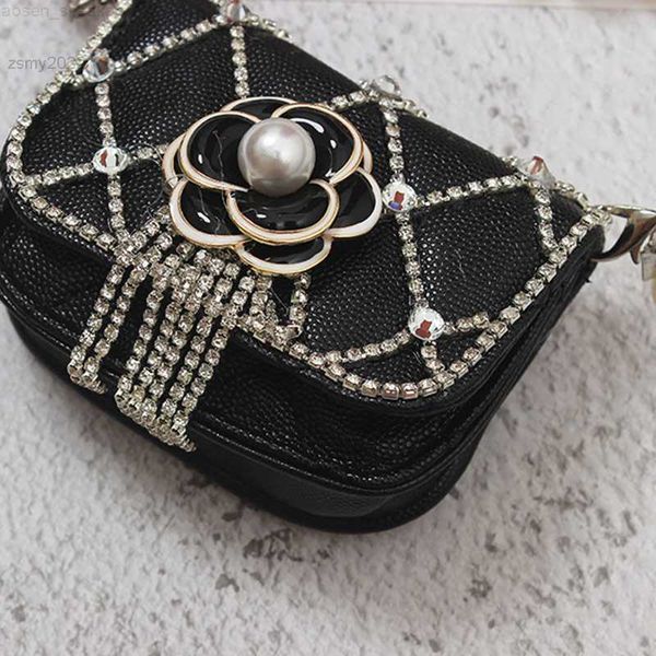 

2022 new women's bag women's shoulder bag summer pearl chain carved tassel french niche design exquisite high-end crossbody