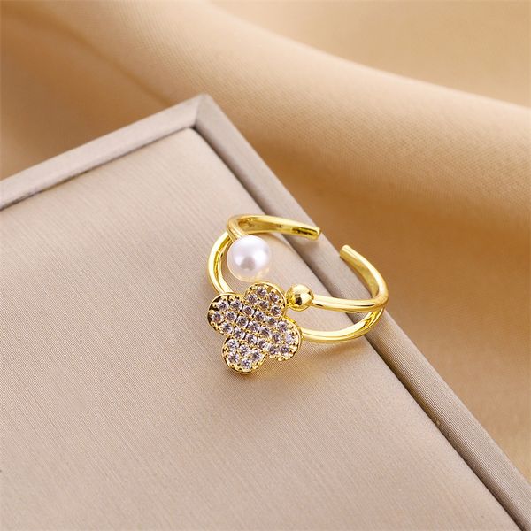 

18k gold micro pave adjustable clover ring for women, Silver