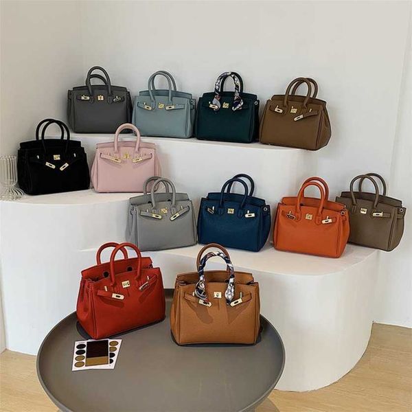 

factory bags 50%off discount women's handbag classic one shoulder portable versatile bag autumn winter handbags purse for women