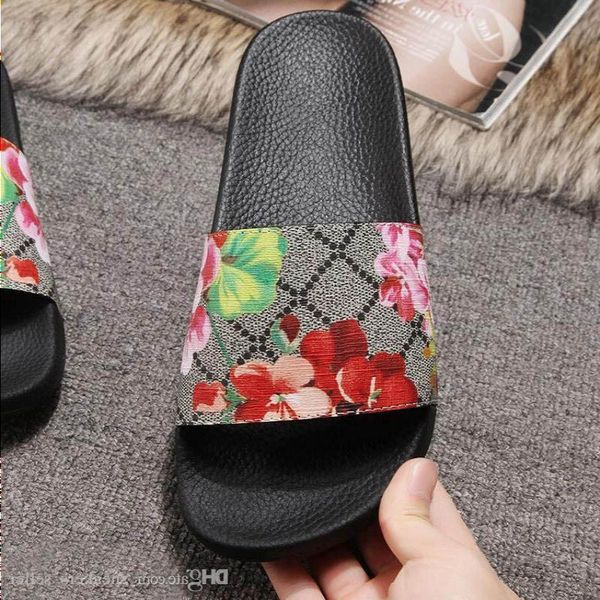 

sandals 2022 designer men women slippers summer beach indoor flat g sandals bees slides green red blue house flip flops with box bcphl, Black