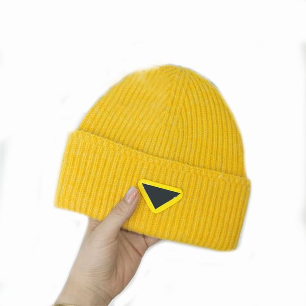 

womens designers beanies hat thermal fluffy female leather stickers knitted bonnets enamel metal triangle sign spring keep warm luxury hat f, Blue;gray