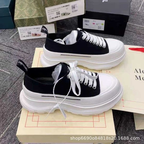 

shoes canvas small white shoes men's thick soles versatile 2023 new summer lovers' shoes net red ins street fashion shoes women, Black