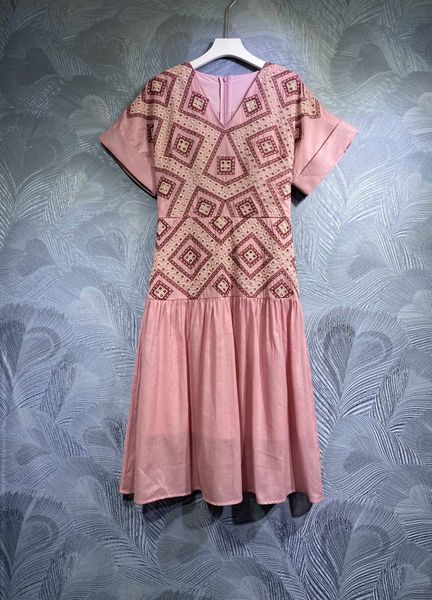 

spring 2023 new dress v-neck cotton short-sleeved cut-out embroidered, Black;gray