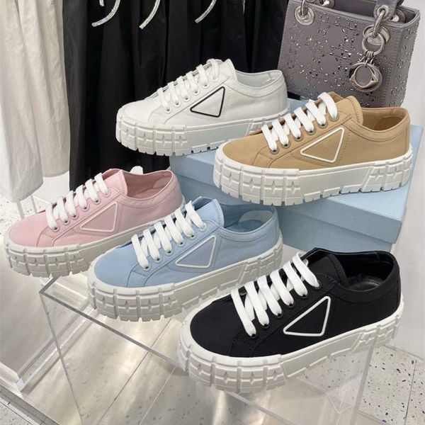 

shoes p family thick soled canvas shoes women's 2023 spring and summer new versatile leisure elevated small white shoes fashion muffin, Black