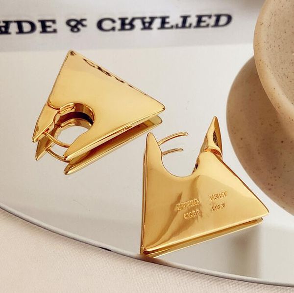 

european and american heavy industry glossy retro triangular handbag earrings for female minority design sense pendant earrings, Silver