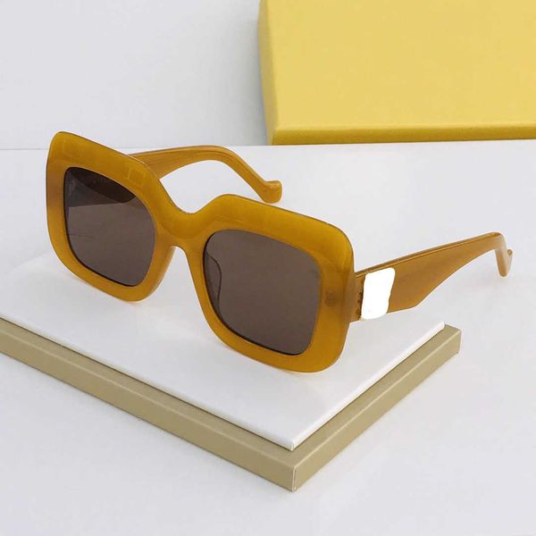 

2023 luxury brand design sunglasses women men new frame fashionable female outdoor personalized sunglasses for ladies sun glasses shades uv4, White;black