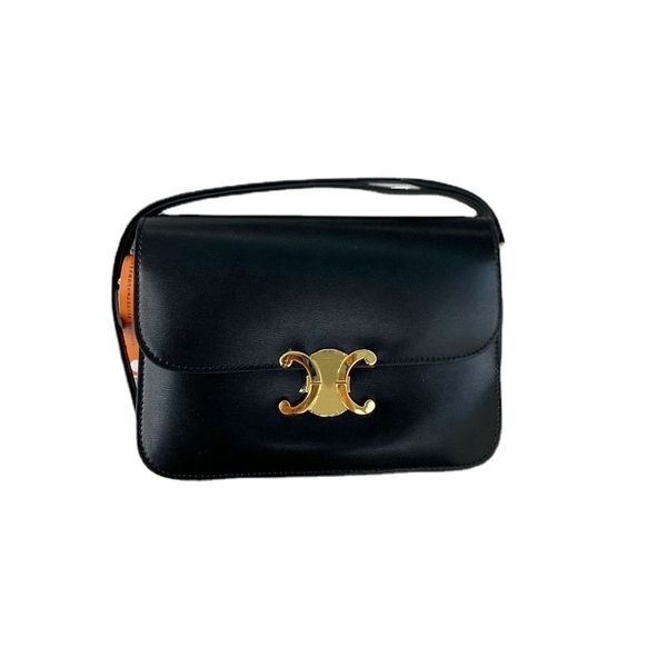 

triomphe designer 2023 shoulder bag high-quality cowhide delicate fashionable lady handbag for messenger envelope crossbody use
