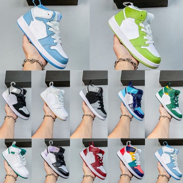 

2023 jumpman 1 basketball shoes kids 1s lost found true university blue hyper royal panda dark mocha bred shadow unc smoke grey women sports, Black