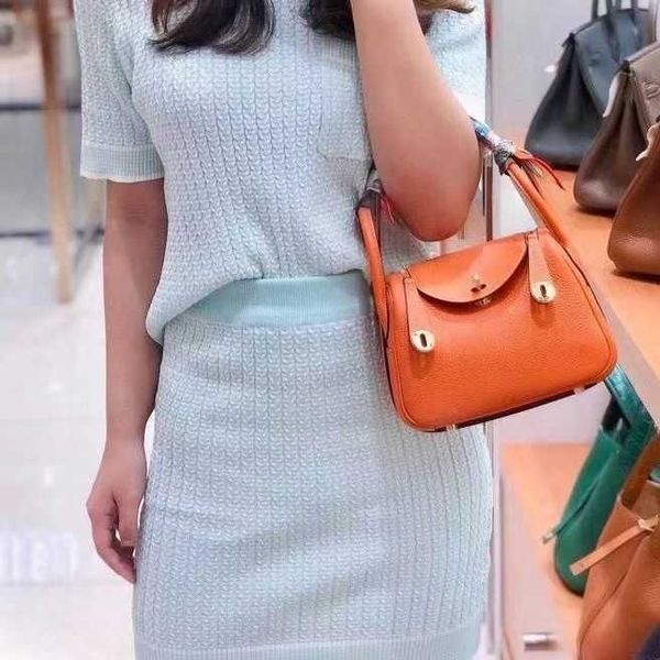 

designer herme lindi bags online outlet high-end bag mini pillow doctor portable shoulder cowhide lychee patte