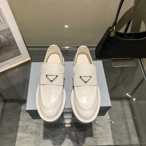 

women's new british style in the summer of 2023 design, Black