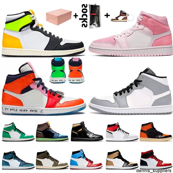 

fashion 2023 mid digital pink jumpman 1 1s womens mens basketball shoes high university blue sneakers mens trainers