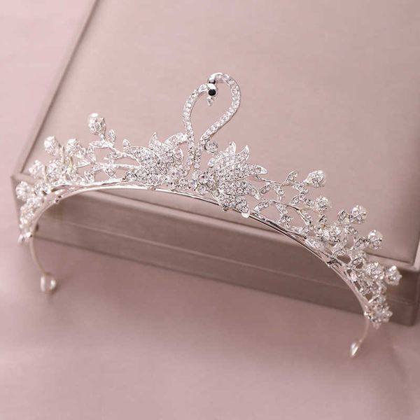 

tiaras trendy silver color pearl rhinestone n crown bride's tiata wedding headdress jewelry hair ornaments bride princess crown gift z0, White;golden