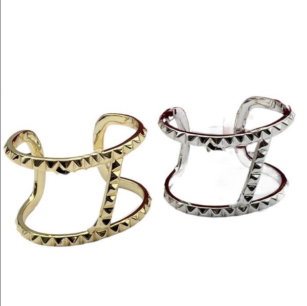 

designers bangles hollow out wide bracelets v letter design adjustable simple men womens couples classic luxury bangle vlb3 --01 style party, Black