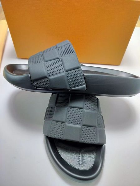 

4 colors waterfront slippers women men fashion slides designer shoes summer classic rubber flat sandals beach flip flop mule, Black