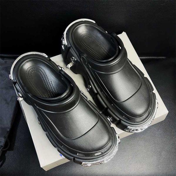 

2022 slippers hardcrocs round toe rubber sandal designer luxury women platform sandals punk studded slippers beach pool shoes, Black