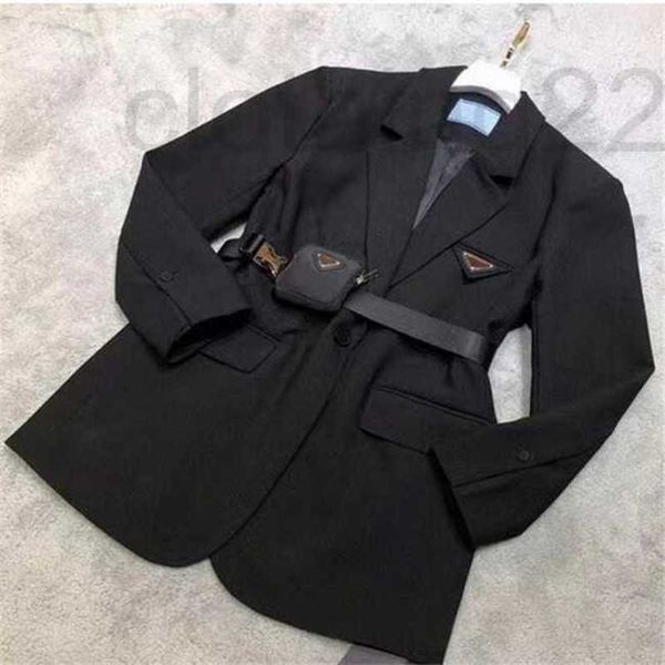 

designer women's suit coat jackets fashion matching inverted triangle letter blazers medium and long suits jacket zgnm, White;black