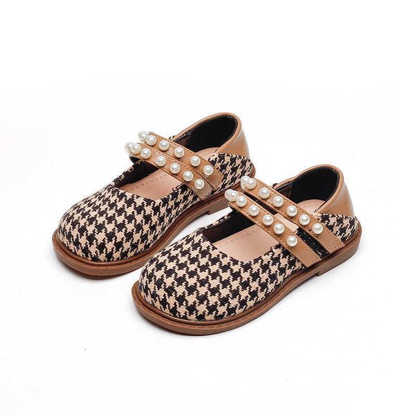 

2023 spring new fashion versatile girls' thousand-bird leather shoes pearl princess shoes fashion soft sole beans shoes, Black