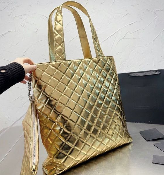 

gold embossed luxurys designer shoulder bags fashion double bread clutch purse shoulder bags chain bag shopping bag crossbody bags for women