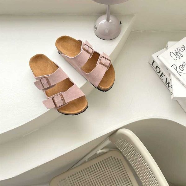 

fall 2023 design new open-toe belt buckle sandals are versatile with thick soles women wear slippers shoe clearance, Black