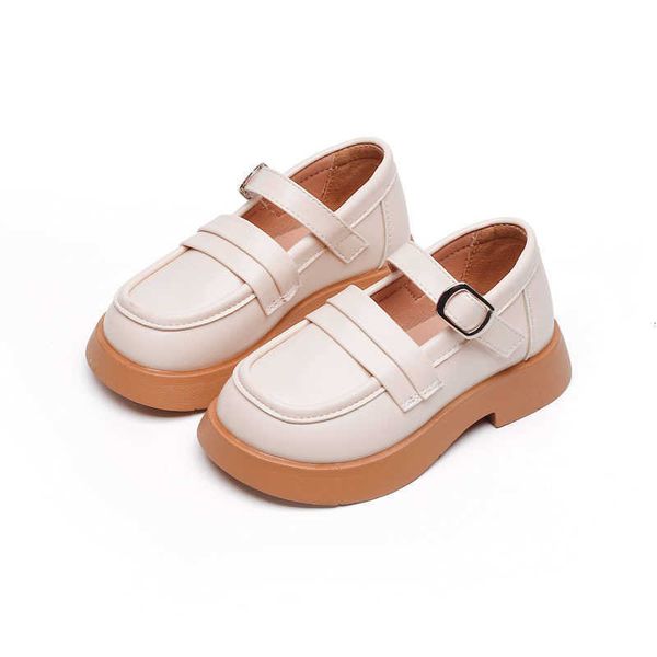 

2023 spring new girls fashion versatile leather shoes chil1en's english pea shoes campus leisure soft sole single shoes, Black