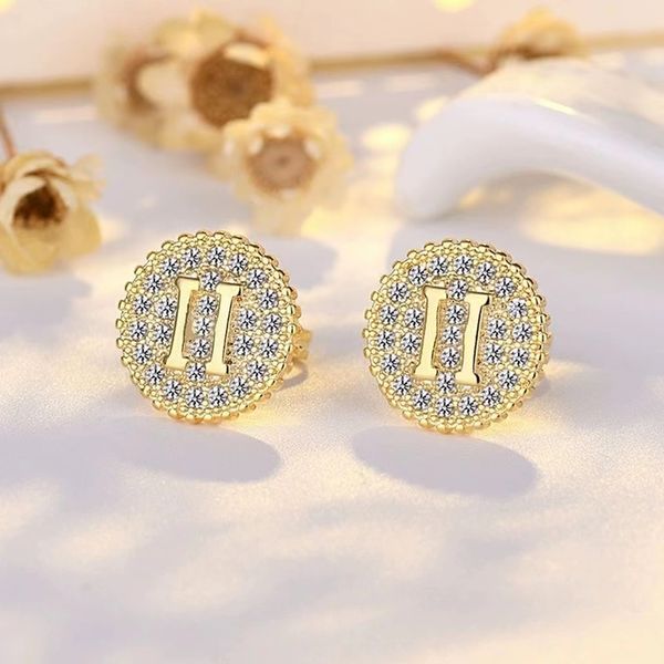 

women's diamond earrings, designer earrings, fashionable letter earrings, luxurious and simple style small fragrant earrings h, Golden;silver