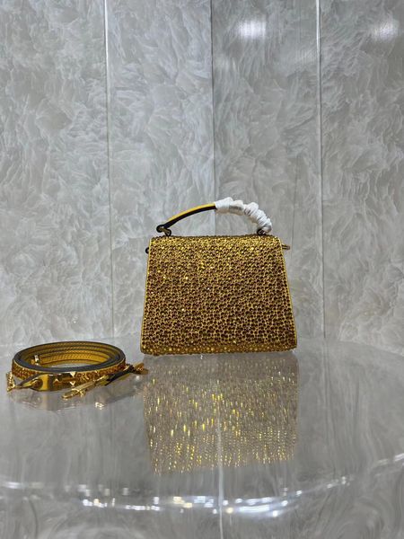 

evening bags women's european and american fashion mini handbag crystal high beauty women's messenger 230220