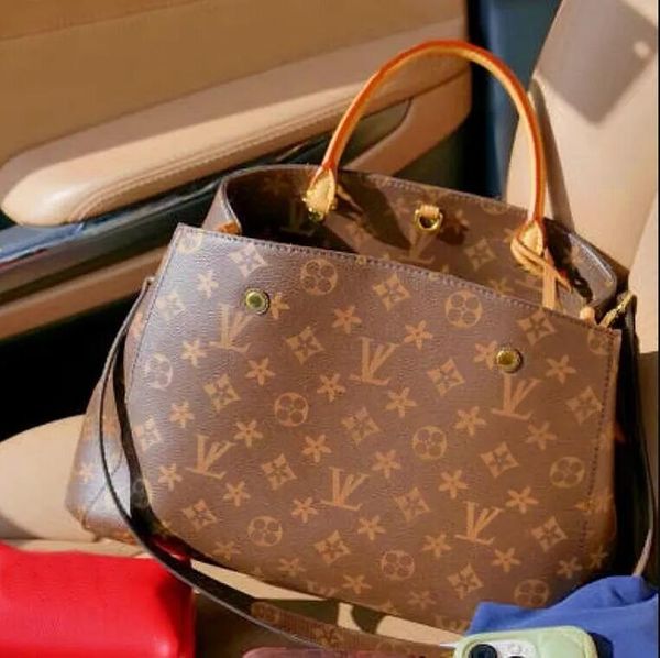 

Factory Wholesale 2022 women bags handbag cross pattern synthetic leather shell chain bag louiseity Shoulder Bag Fashionista Crossbody viutonity, Black