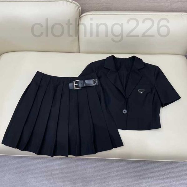 

designer college style blazers dresses luxury women two piece pants personality badge designer female coat dress set n4qc, White