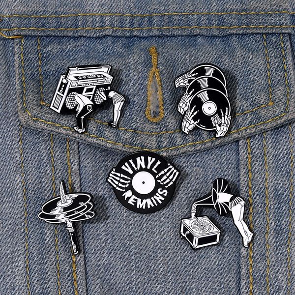 

punk style skeleton brooches set 5pcs cartoon retro radio disc player enamel badges alloy pin halloween jewelry, Gray