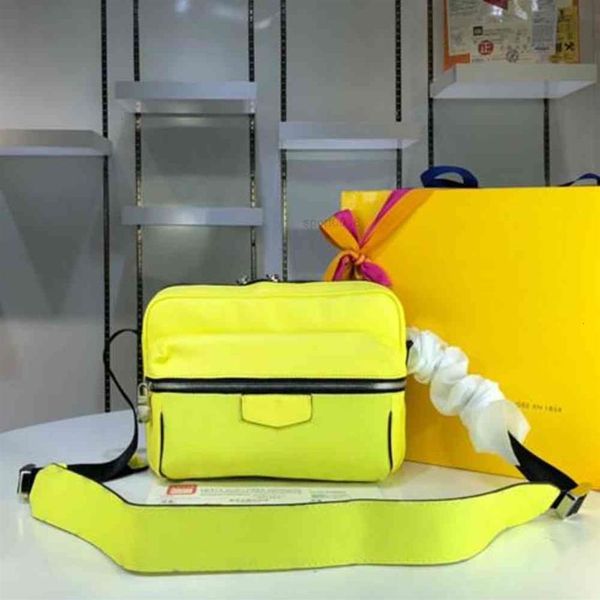 

2021 to the store 241 postman attractive accessories spring fashion show functional and practical one-shoulder bag257o