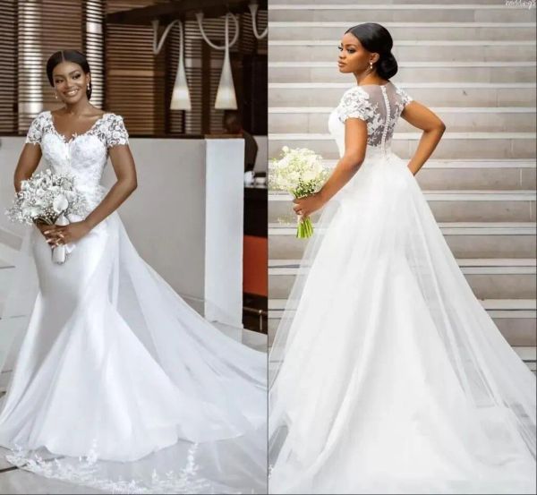 

2023 mermaid wedding dresses bridal gown with overskirt short sleeves lace applique v neck custom made country plus size vestido de novia, White