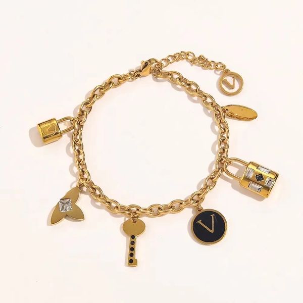 

new fashionable chain classic bracelets women bangle 18k gold plated stainless steel crystal lovers gift wristband cuff chain designer jewel, Black