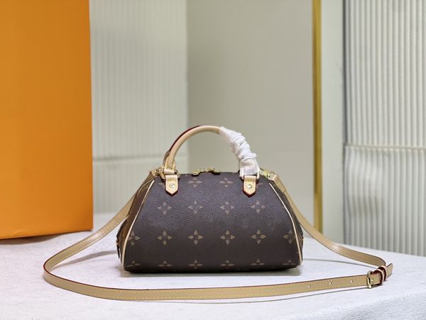 

cc luxurys designers retro small yuanbao shoulder bags tote women medieval times bag totes fashion genuine leather crossbody handbag purses
