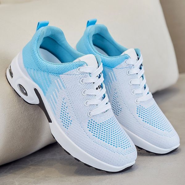 

summer2023 shoes running men fashion women sneakers black white blue yellow mens womens outdoor sports trainers2023202384 s s625