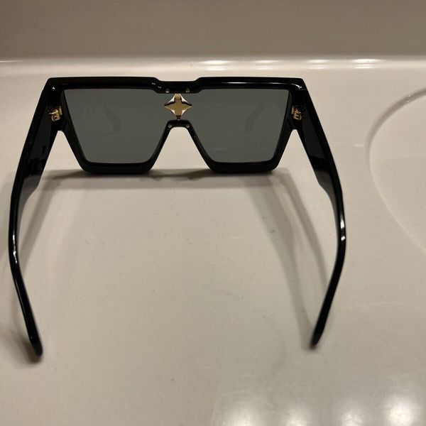 

sunglasses 2023 spring new designer sunglass cyclone sunglasses luxury square cyclone wear comfortable online celebrity fashion glasses mode, White;black