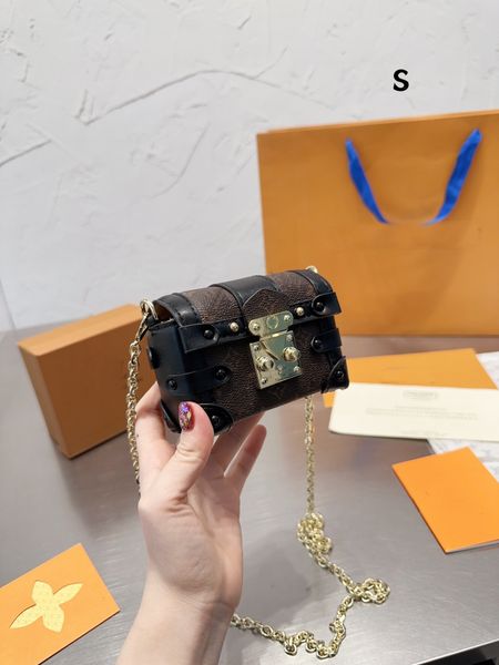 

2023 l-brand 11*7cm women shoulder handbag luxury designer mini change chain cross-body one shoulder bag