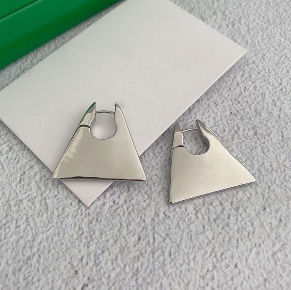 

Luxurious and fashionable retro gold-plated silver triangle heavy polished cool personalized earrings