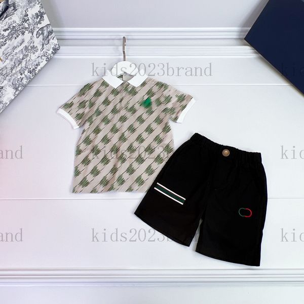

2023 boys black shorts sets brand designer kids sports white little polo t shirts with shorts two pieces sets print high end cotton shorts