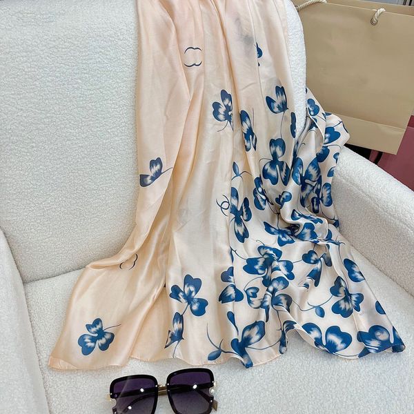 

2023 spring and autumn new europe and the united states men's and women's scarf outdoor travel are very atmospheric, Blue;gray