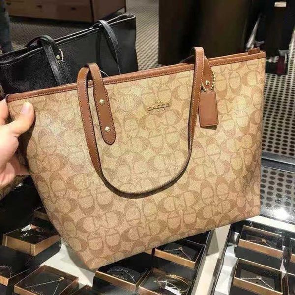 

designer bags 55%off hand shoulder bag new fashion shoulder crossbody handbags