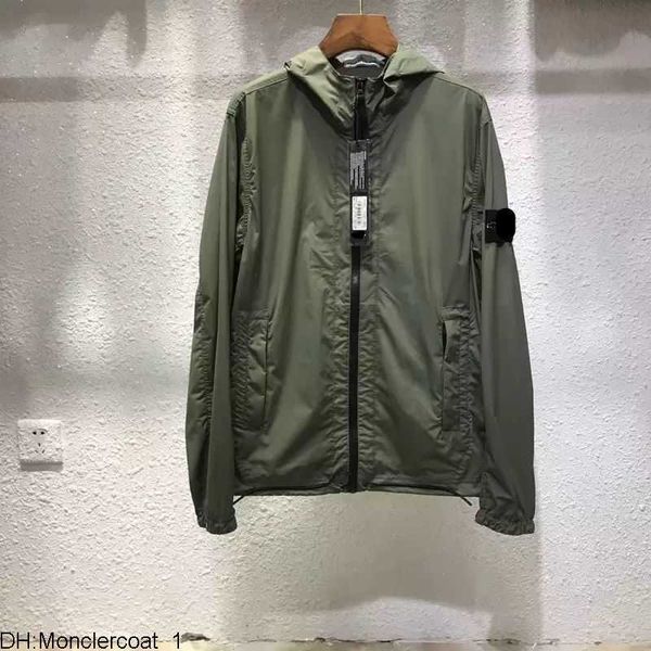 

mens jackets stone luxury brand designe spring autumn coat windrunner fashion hooded sports windbreaker casual zipper coats manxzwx, Black;brown