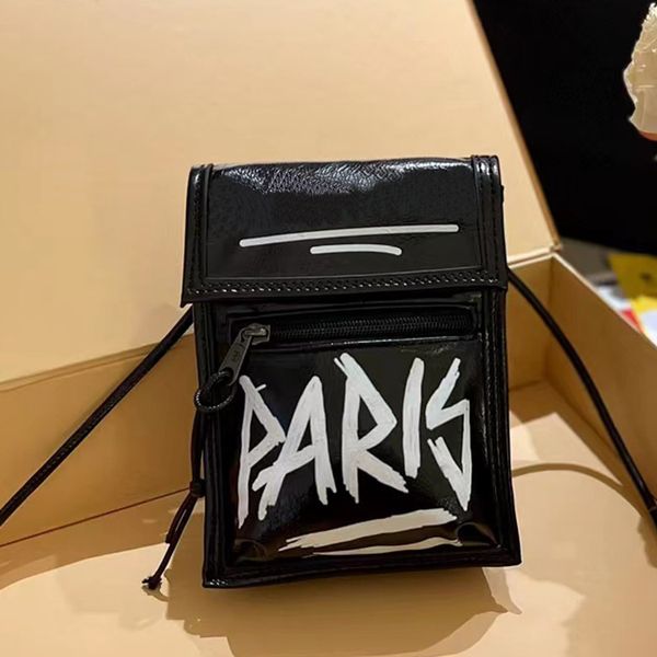 

designer shoulder crossbody bag mini phone bags girls fashion pouch leisure waist bag 15*20cm