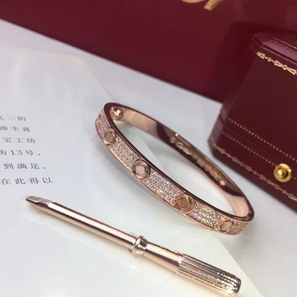 

luxury glamour ladies bracelet classic luxurys designers band rings fashion men women titanium engraved pattern steel alloy stainless steel, Golden;silver