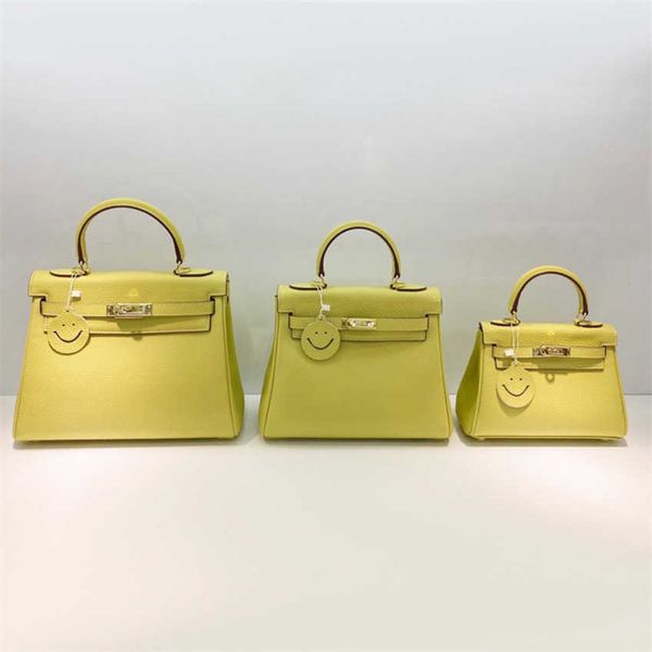 

factory wholesale women's bag cowhide portable one shoulder bag shoulder messenger handbags 55%off