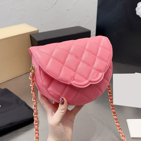 

cc bags luxury brand shoulder bags 23p womens vinatge saddle half moon bags caviar leather calfskin classic full flap magnetic buckle hasp p